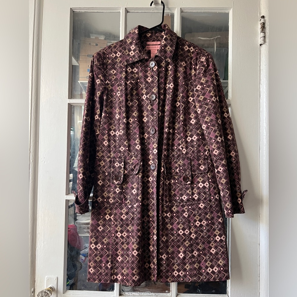 Stylish Patterned Coat - image 1